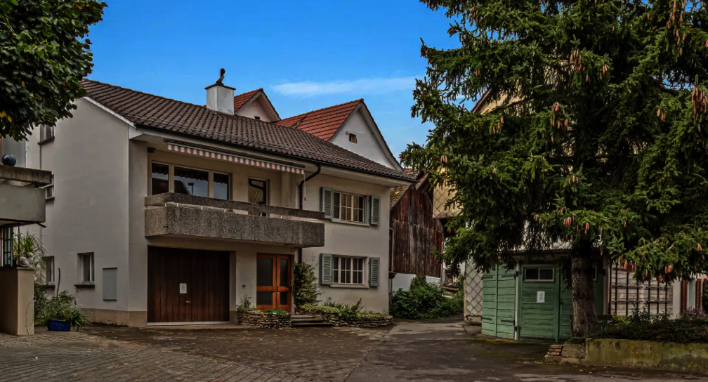 Erfolgreich verkauft, Einfamilienhaus Region Schaffhausen Einfamilienhaus verkauft! Reasco Immobilien AG, Ihr Partner in der Region Schaffhausen, Thurgau und Zürich.